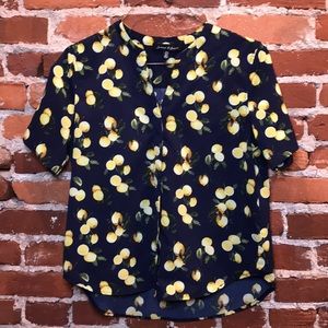 Short sleeve lemon shirt